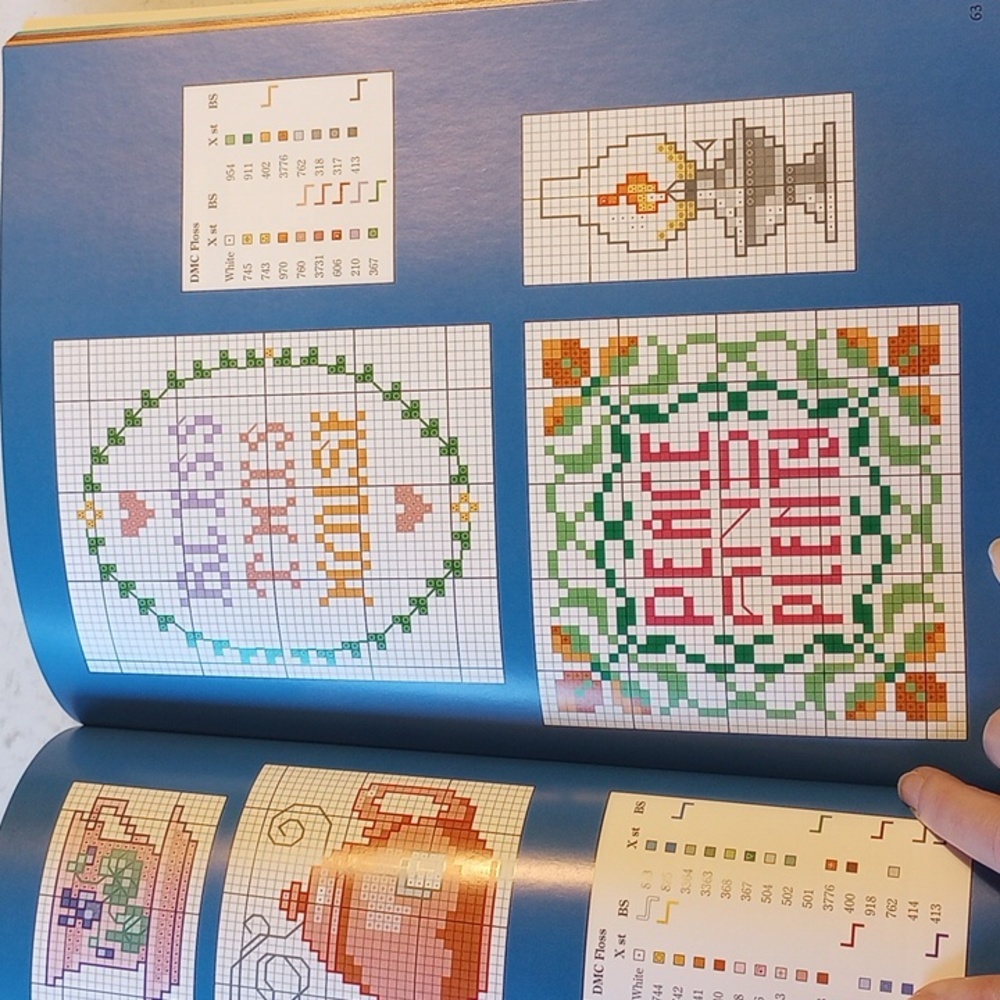 Donna Kooler's 555 Country Cross-Stitch Patterns, Vintage Craft Book - Picture 6 of 7